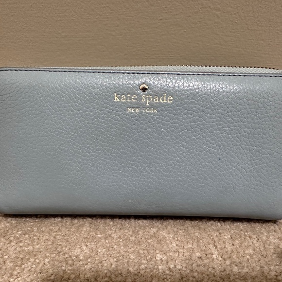 Kate spade Leather Long Zip around Wallet - Picture 1 of 7